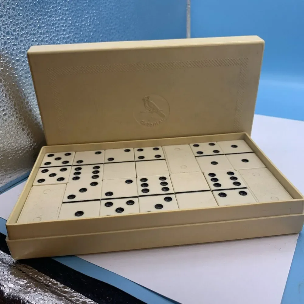Vintage Cardinal Dominoes  Complete Set of 28 (LG-1)
